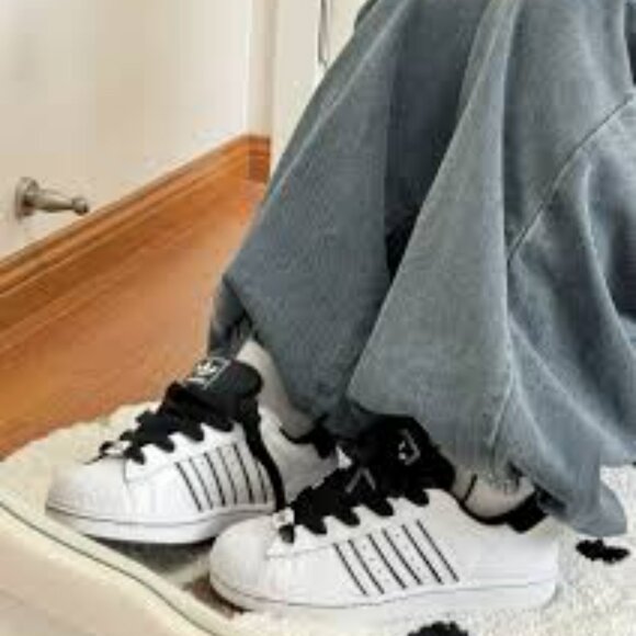 Adidas Superstar II. Brand New. Womens Size: 7.5 - 10.5. - Picture 3 of 6